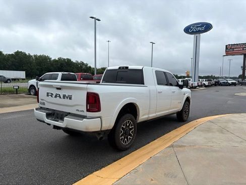 Used 2026 RAM 2500 Limited AWD/4WD image 5