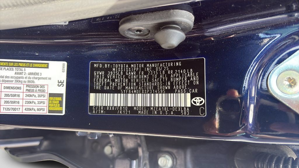 Used 2025 Toyota Corolla LE FWD image 24