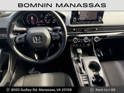 Used 2025 Honda Civic Sport image 15