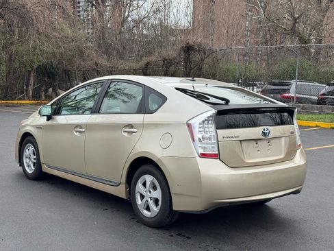 Used 2011 Toyota Prius Two image 5
