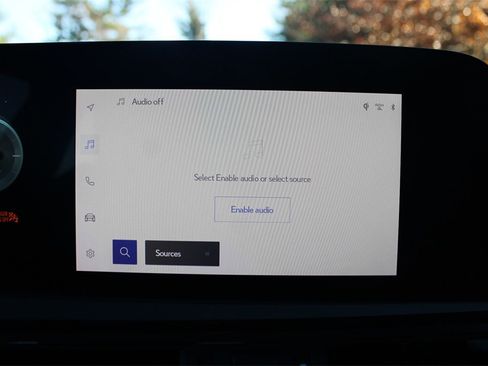 Used 2024 Lexus ES 300h w/ Premium Package image 25