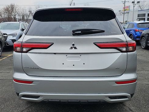 Used 2024 Mitsubishi Outlander SE AWD/4WD image 5