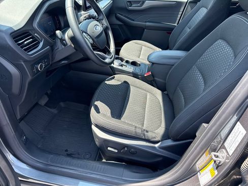 Used 2024 Ford Escape Active AWD/4WD image 17
