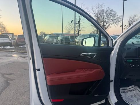 Certified 2026 Kia Sportage SX image 15