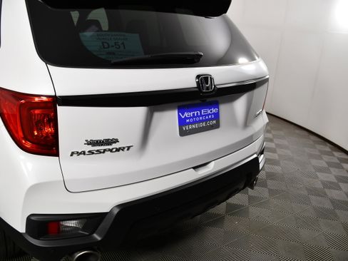 Certified 2024 Honda Passport EX-L image 15