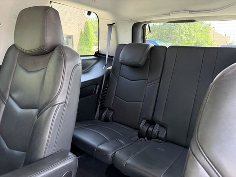 Used 2019 Cadillac Escalade Premium Luxury w/ Escalade Sport Edition RWD image 16