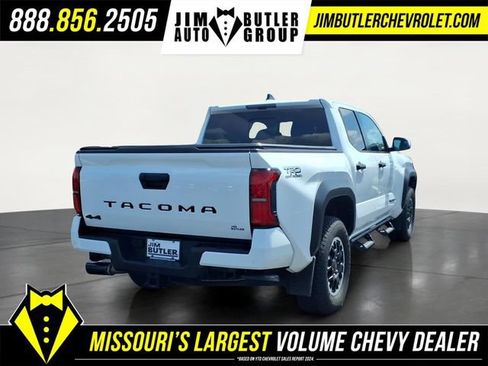 Used 2024 Toyota Tacoma TRD Off-Road w/ TRD Off Road Upgrade Package AWD/4WD image 22