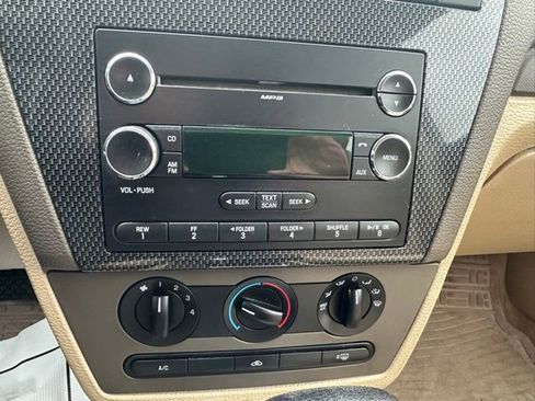 Used 2006 Ford Fusion SE FWD image 25