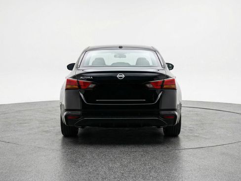 Used 2025 Nissan Altima 2.5 SV image 7