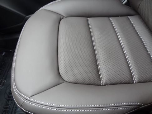 New 2025 MAZDA CX-5 Signature image 30