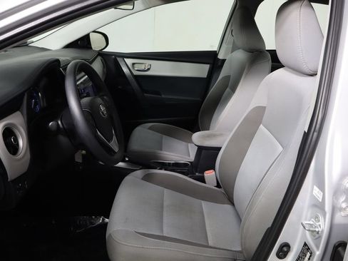 Used 2017 Toyota Corolla LE FWD image 14