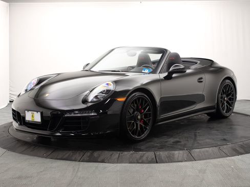 Used 2015 Porsche 911 Carrera 4 GTS AWD/4WD image 7