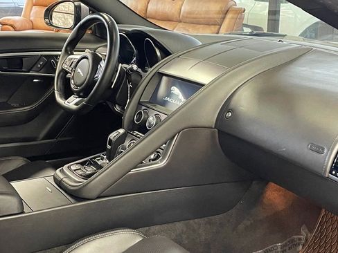 Used 2020 Jaguar F-TYPE Coupe image 24