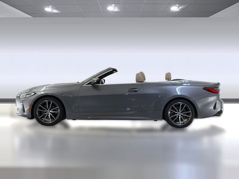 Used 2024 BMW 430i Convertible w/ Premium Package RWD image 2