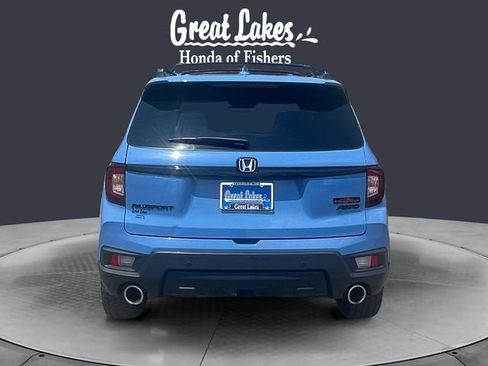 Certified 2025 Honda Passport TrailSport image 4