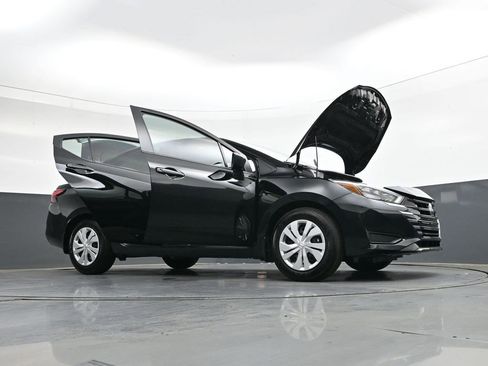 Used 2025 Nissan Versa S w/ Trunk Package image 48