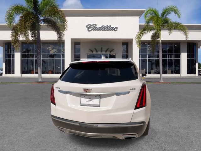 Certified 2024 Cadillac XT5 Premium Luxury w/ Technology Package FWD image 13