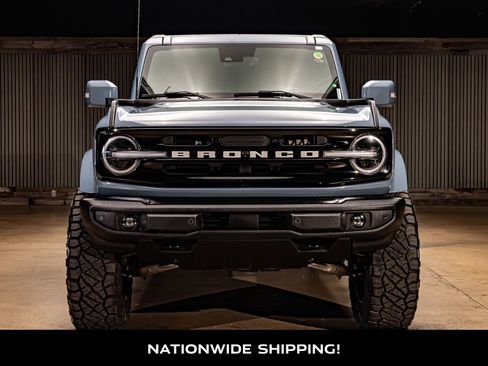 Used 2023 Ford Bronco Outer Banks image 4