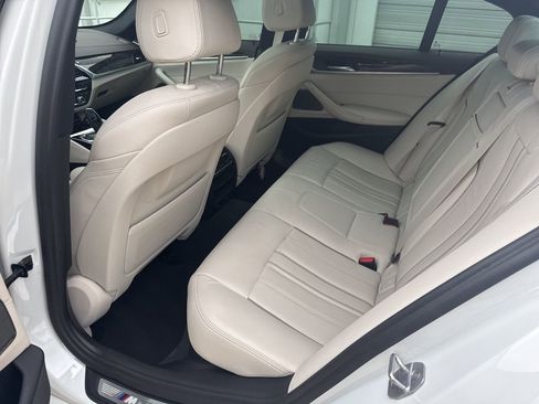 Used 2017 BMW 540i RWD image 14