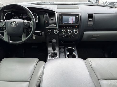 Used 2019 Toyota Sequoia Limited w/ Safety & Convenience Package AWD/4WD image 14