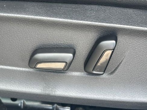 Used 2017 Volkswagen Jetta SEL image 25