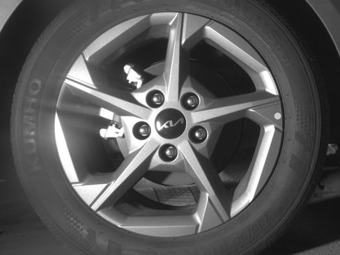 Used 2025 Kia K4 LXS image 14