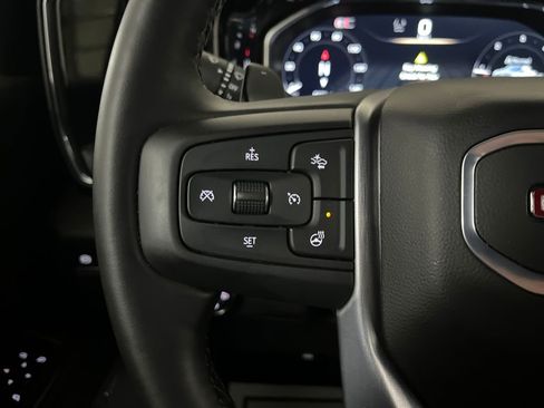 Used 2025 GMC Sierra 1500 SLT w/ SLT Premium Package image 25