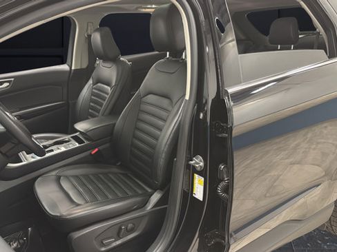 Used 2024 Ford Edge SEL w/ Convenience Package AWD/4WD image 9