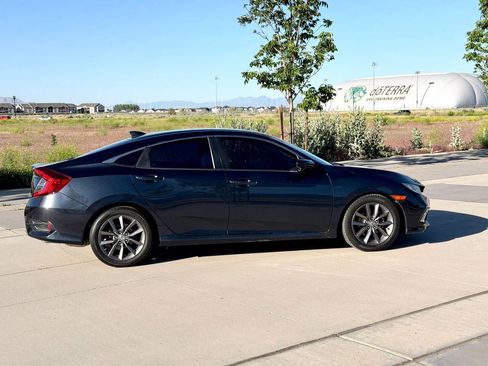 Used 2020 Honda Civic EX image 4