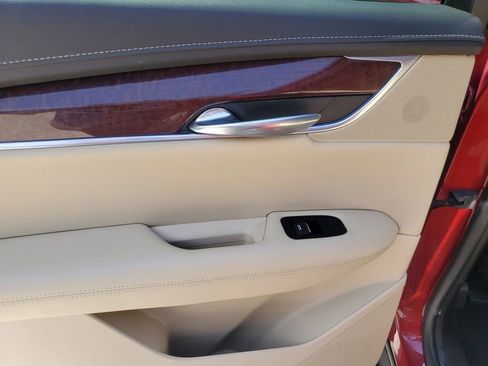 Used 2019 Cadillac XT5 Luxury image 15