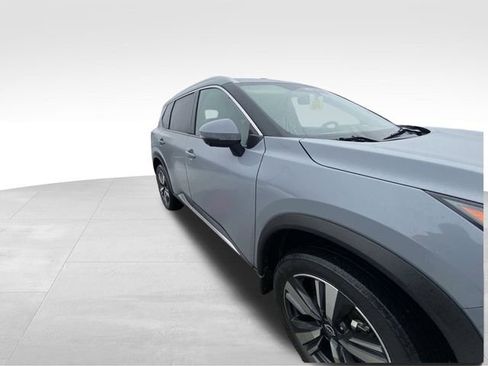 Used 2023 Nissan Rogue Platinum w/ Platinum Premium Package image 14