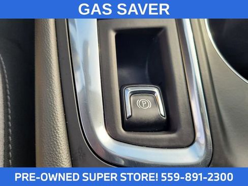 Used 2023 Chevrolet Equinox LS image 23