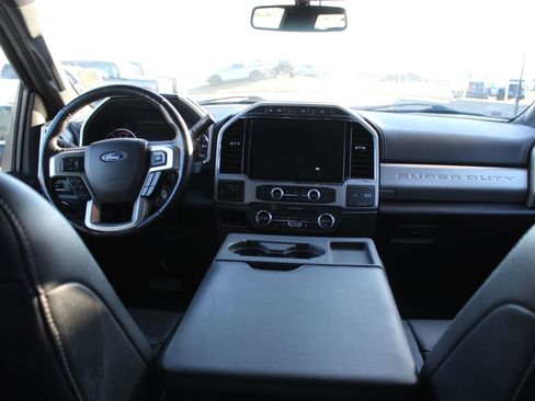Used 2022 Ford F250 Lariat w/ Lariat Value Package AWD/4WD image 17