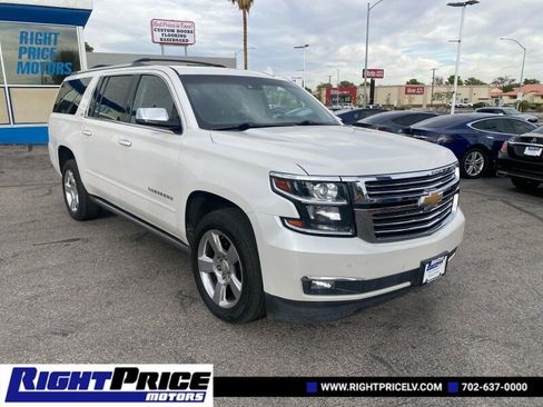 Used 2016 Chevrolet Suburban LTZ image 8