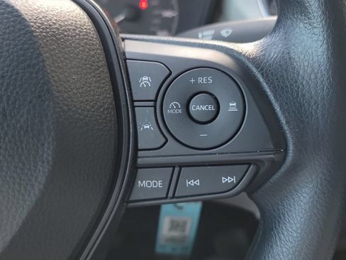 Certified 2025 Toyota Corolla Cross L FWD image 19