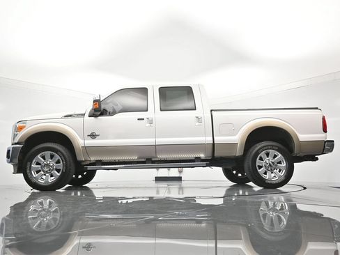 Used 2011 Ford F350 Lariat w/ Lariat Interior Pkg AWD/4WD image 44