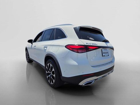 New 2026 Mercedes-Benz GLC 350e 4MATIC image 3