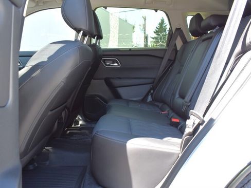 Used 2026 Nissan Rogue Platinum w/ Platinum Premium Package AWD/4WD image 30