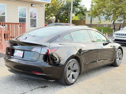 Used 2022 Tesla Model 3 Long Range AWD/4WD image 4
