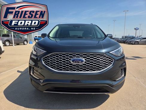 Used 2024 Ford Edge SEL w/ Convenience Package AWD/4WD image 2