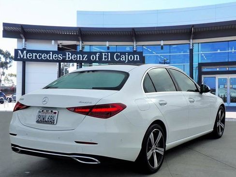 Used 2025 Mercedes-Benz C 300 4MATIC Sedan image 3