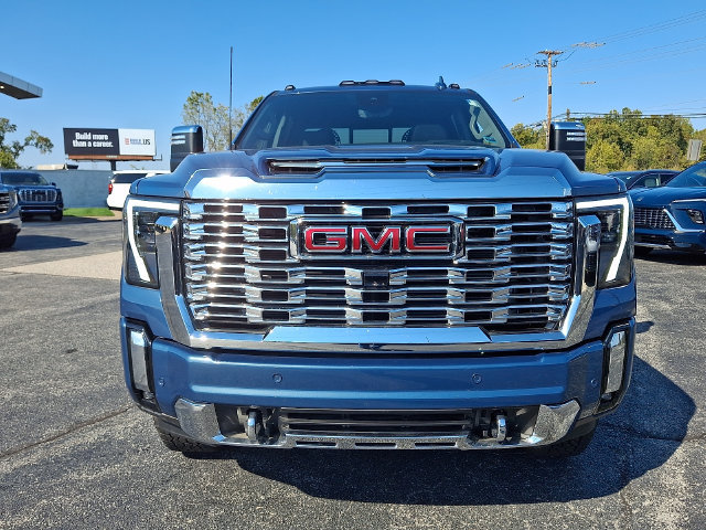 Used 2026 GMC Sierra 2500 Denali w/ Denali Reserve Package AWD/4WD image 2