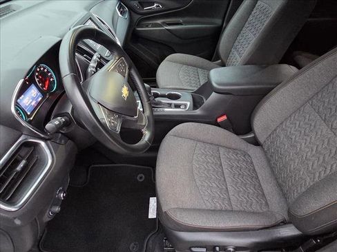 Used 2024 Chevrolet Equinox LT image 14
