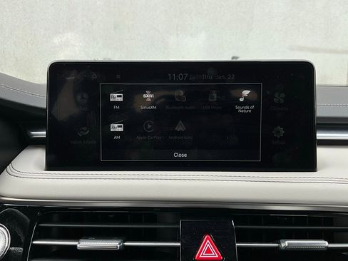 Used 2025 Genesis G70 2.5T image 33