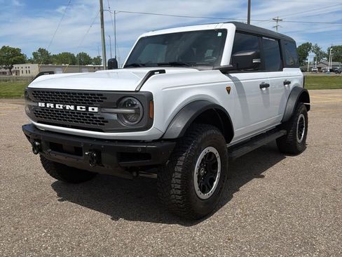Used 2024 Ford Bronco Badlands AWD/4WD image 1
