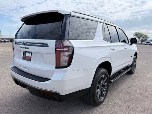 Used 2022 Chevrolet Tahoe Z71 w/ Luxury Package AWD/4WD image 6