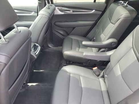 Certified 2025 Cadillac XT6 Sport w/ LPO, Floor Liner Package AWD/4WD image 26
