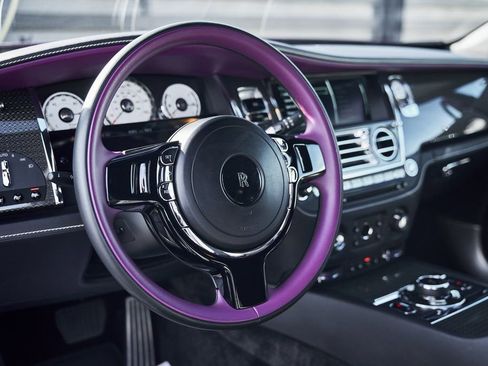 Used 2020 Rolls-Royce Wraith RWD image 30