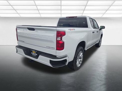 New 2026 Chevrolet Silverado 1500 Custom image 3
