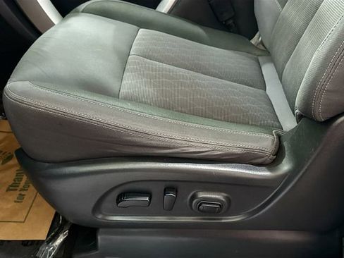 Used 2020 Nissan Titan SV w/ SV Convenience Package image 20